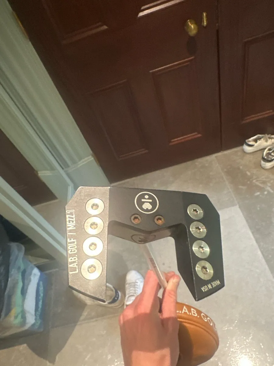 Lab putter mezz 1 upgraded shaft - Image 1