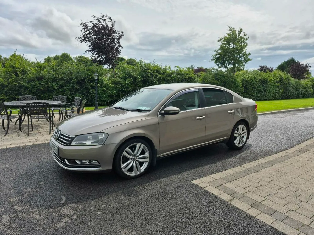 Car - Image 1