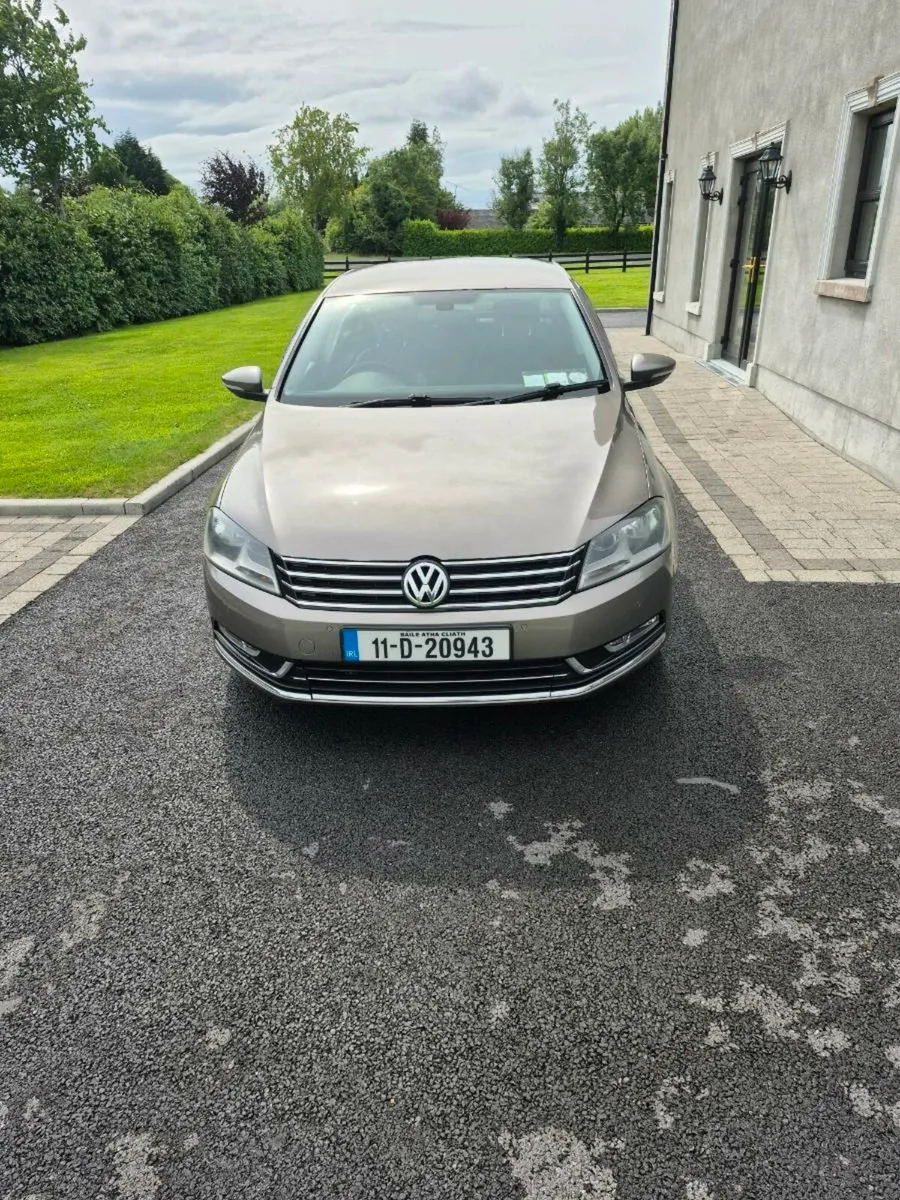 Car - Image 2