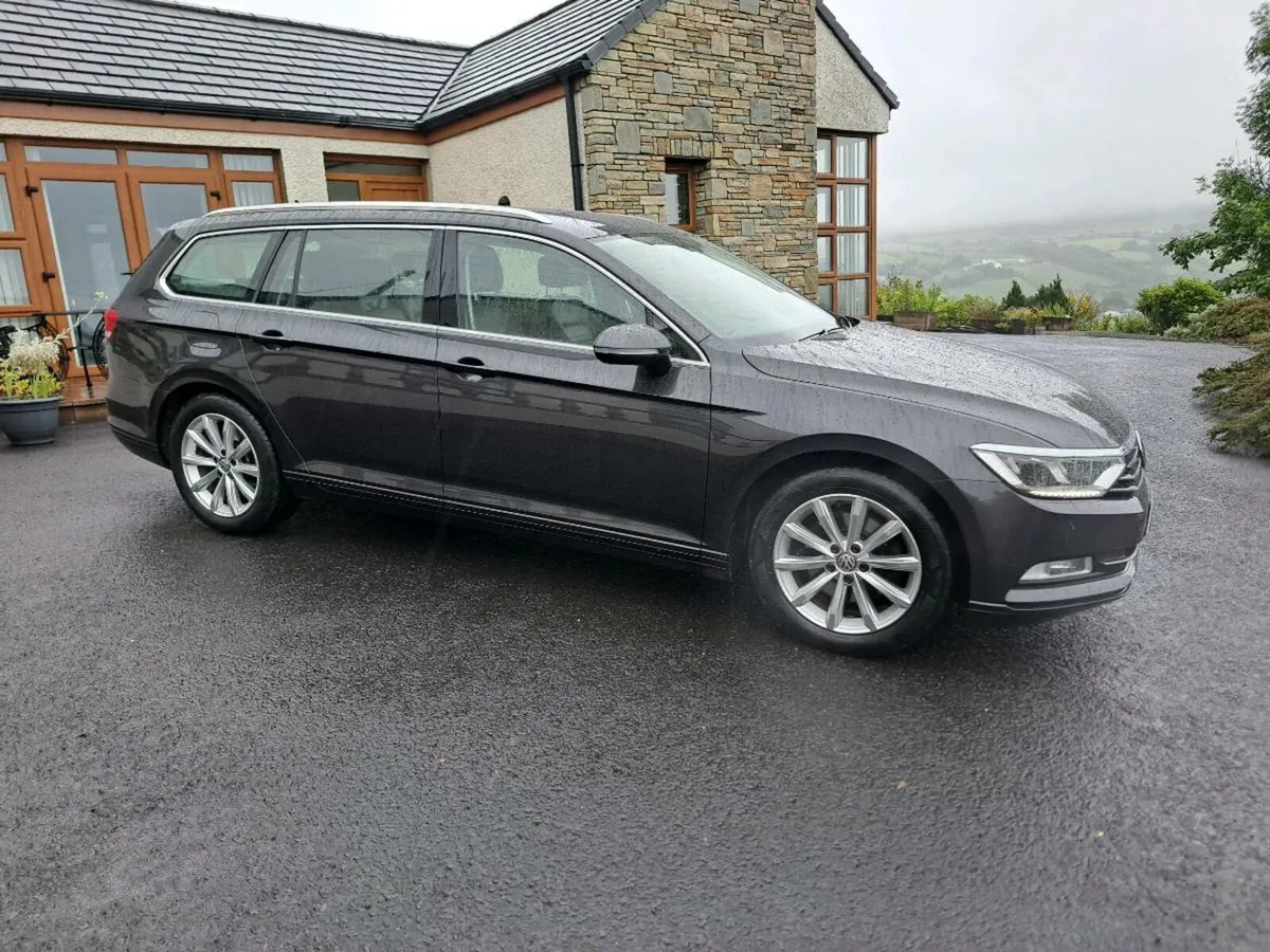 2019 volkswagen passat business edition - Image 4
