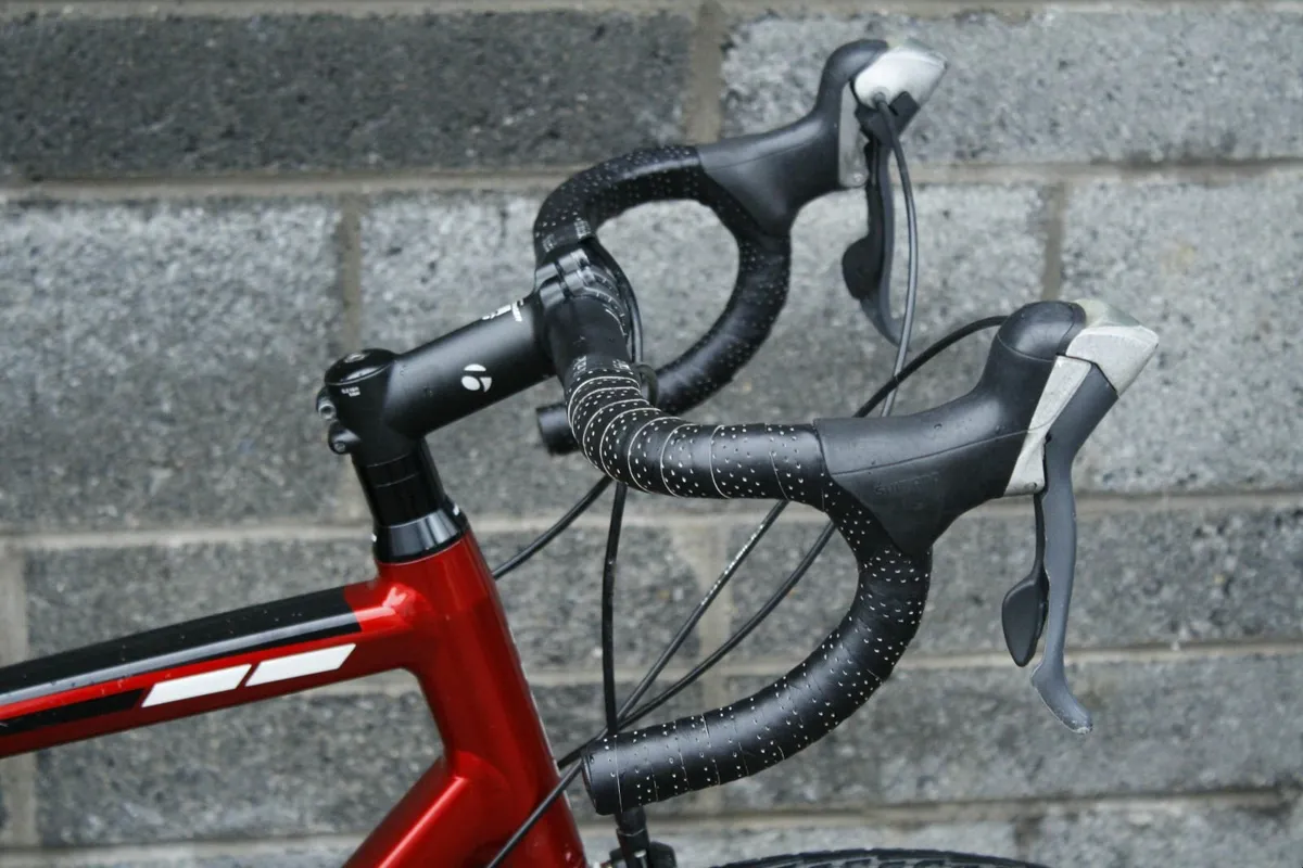 Trek Alpha 1.1 Road Bike - Image 1