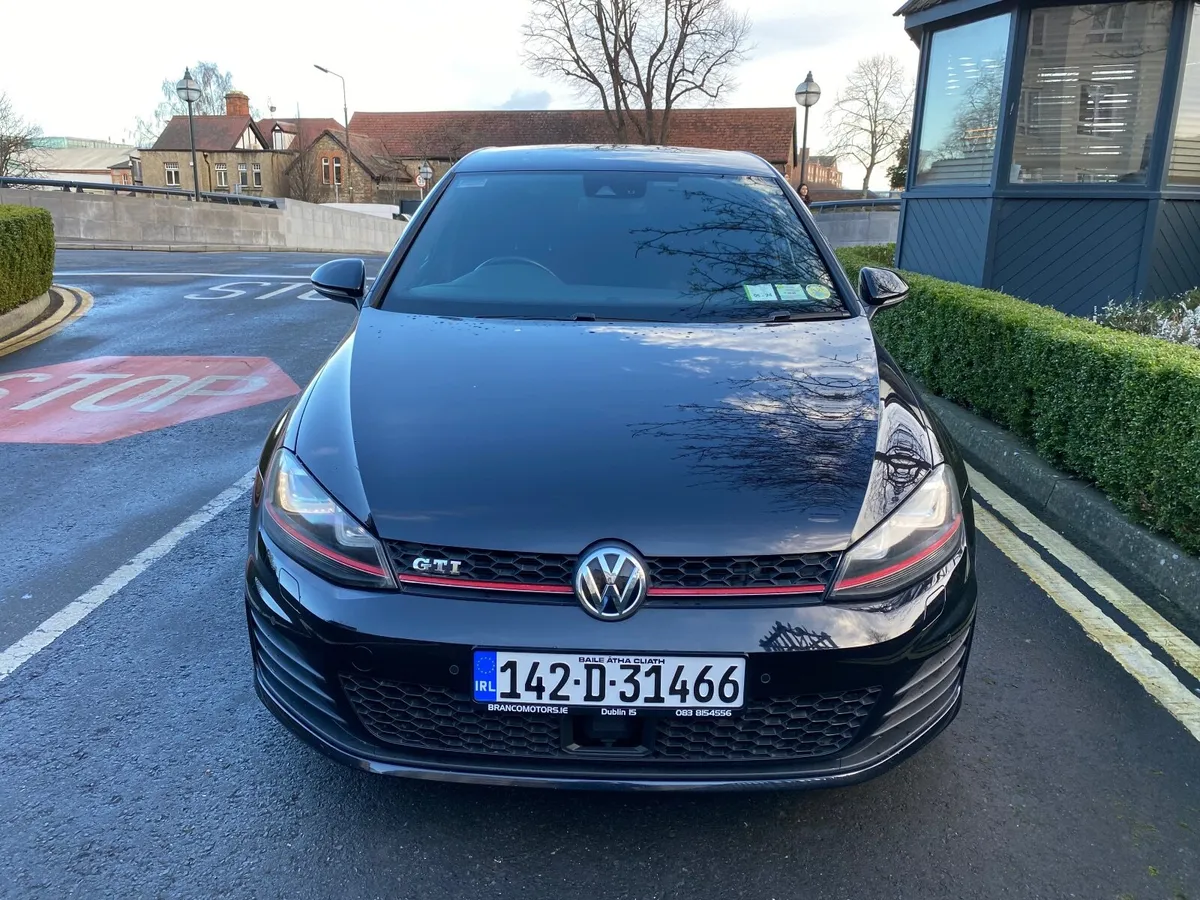 Volkswagen Golf GTI  2014 310hp - Image 1