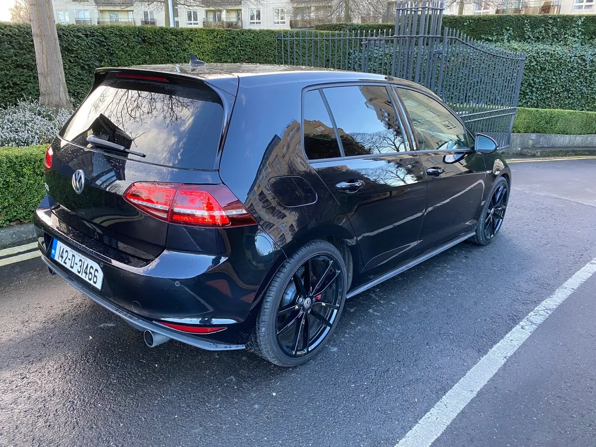Volkswagen Golf GTI  2014 310hp - Image 4
