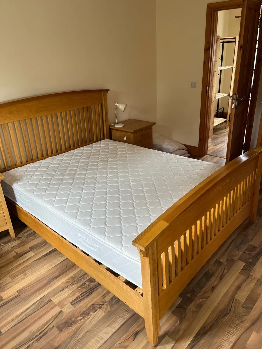 King size bed & mattress - Image 3