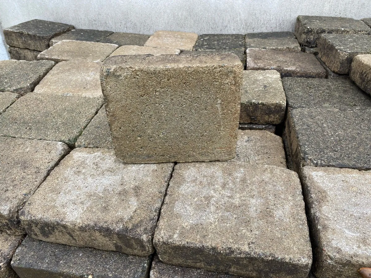 Cobbles - Image 1