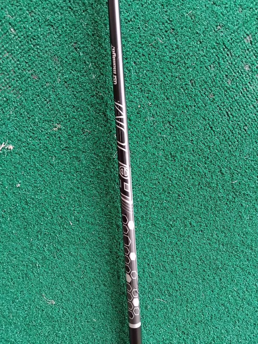 Helium ust driver shaft 44" from cobra driver - Image 1