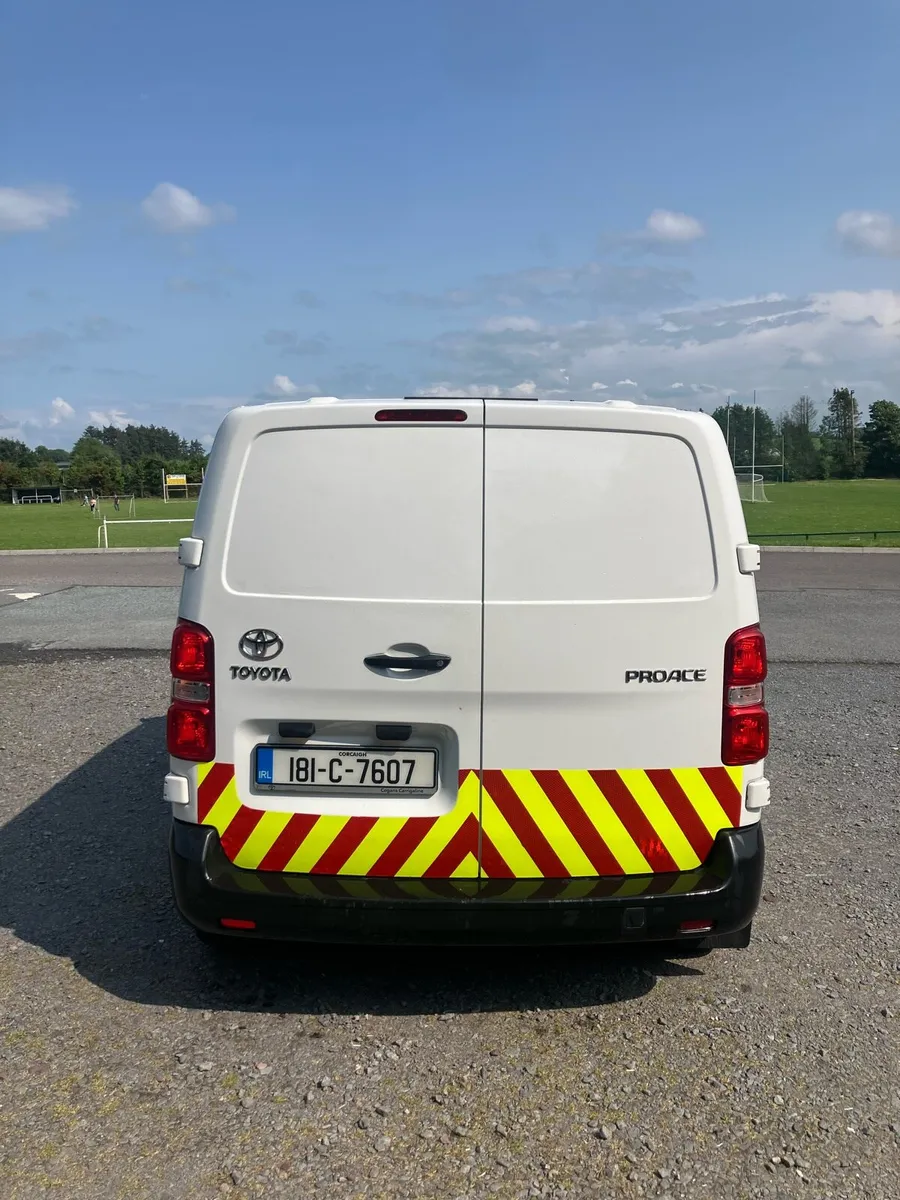 Toyota Proace Medium Dealer Warranty - Image 3
