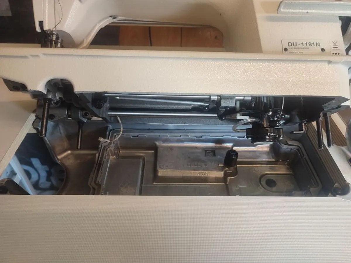 Juki DU-1181N Sewing Machine - Image 3