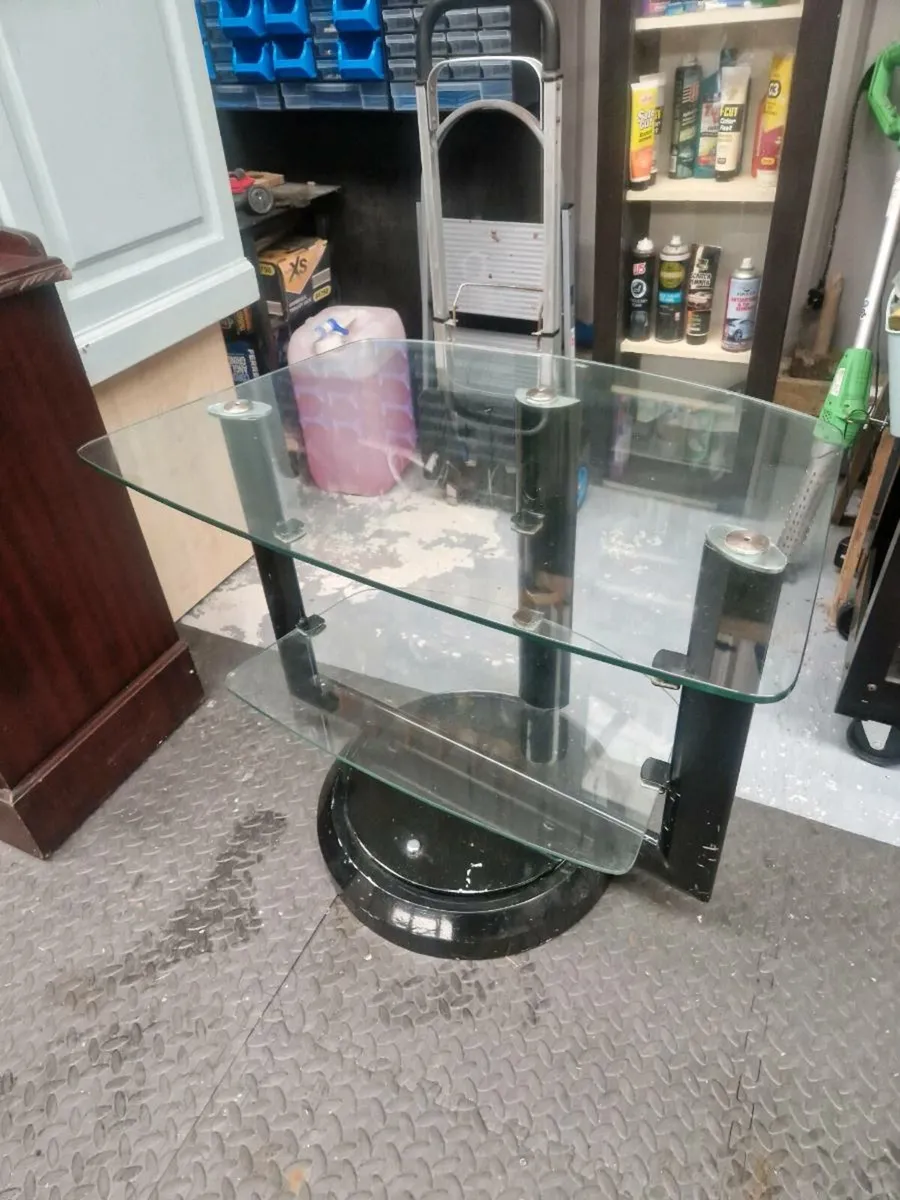 Tv stand - Image 2