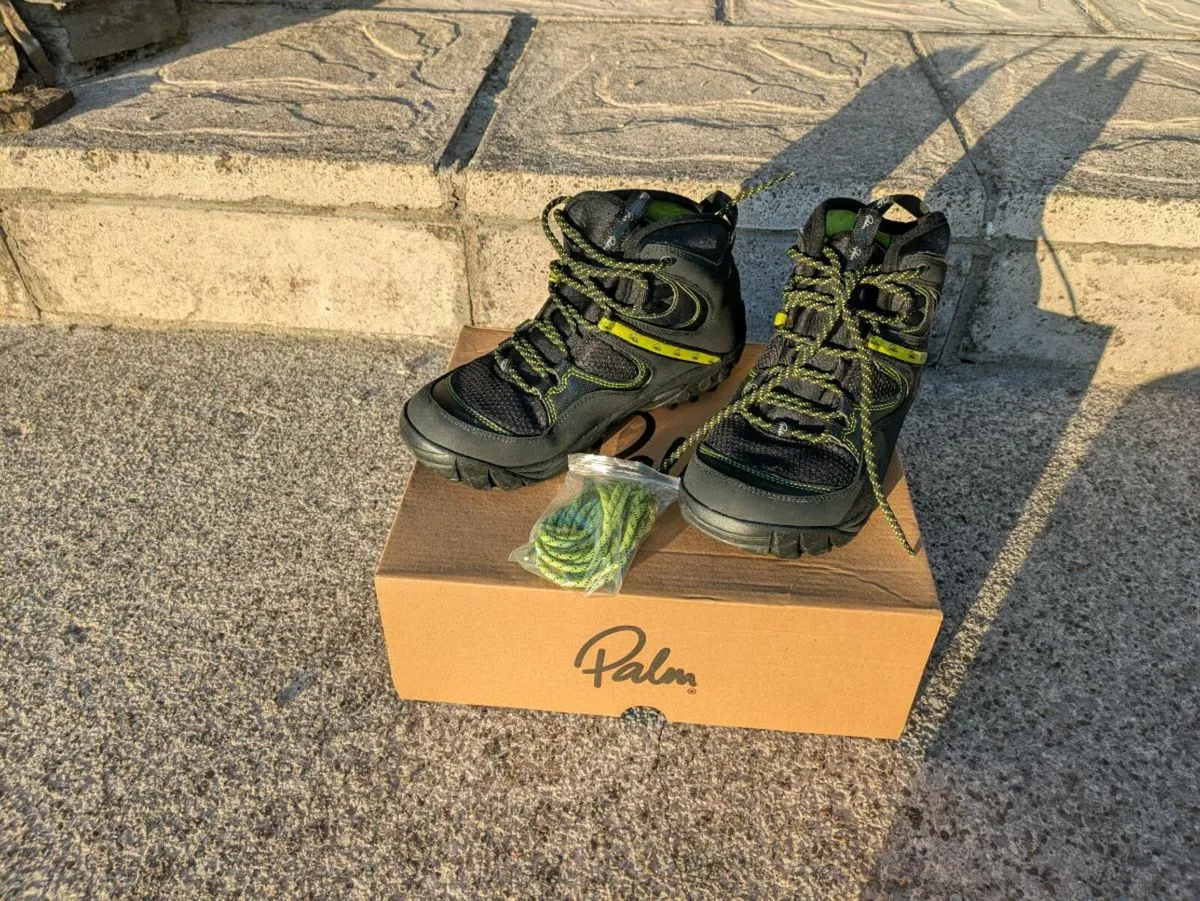 Palm Gradient boots UK6 - Image 2