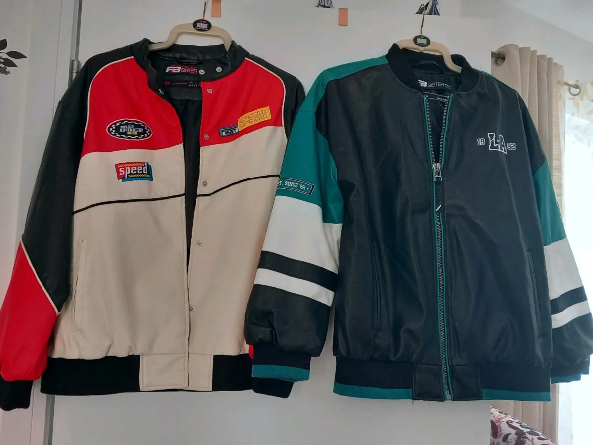 Women's clothes - Image 1