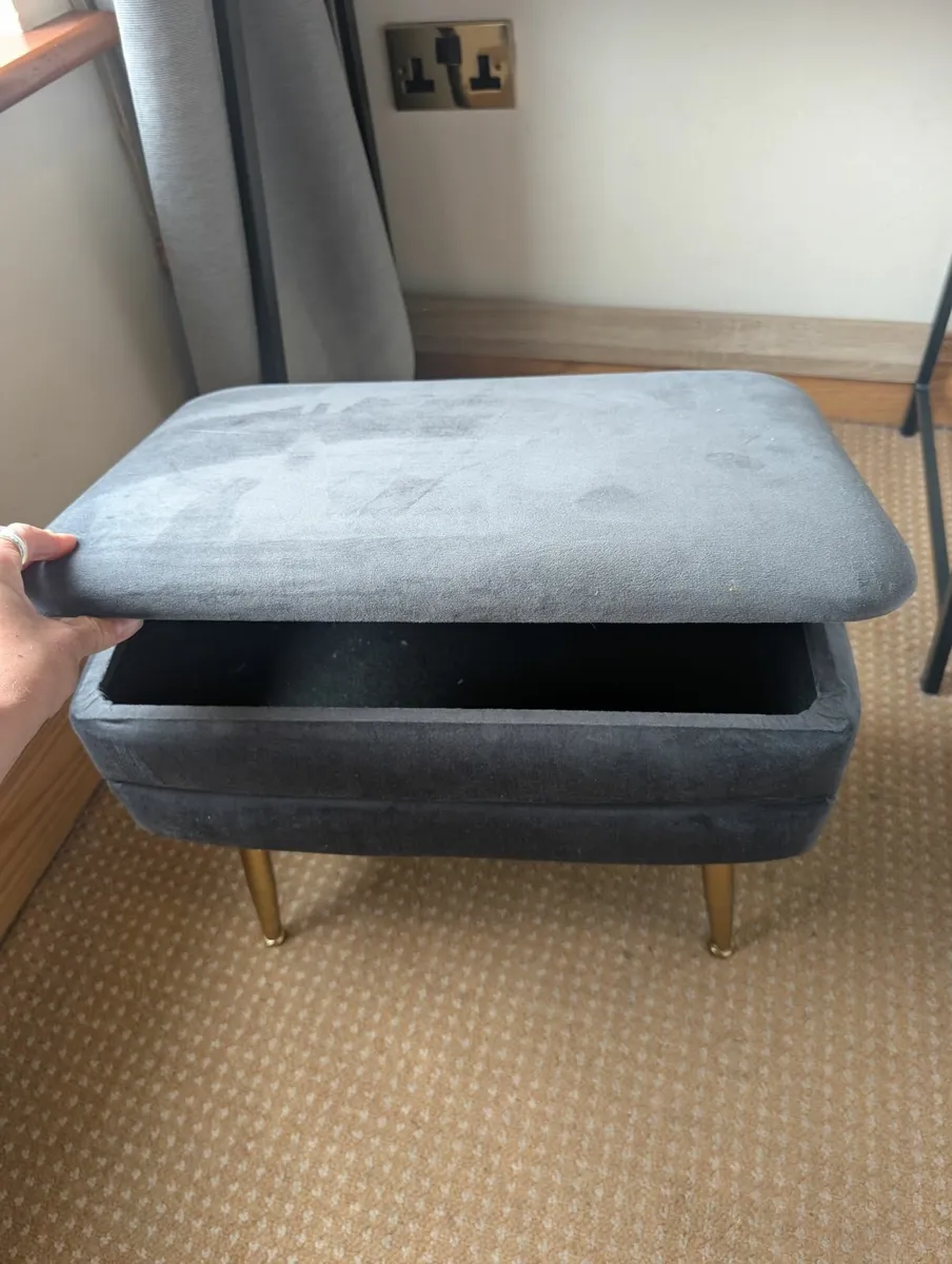 Suede stool with metallic legs and storage inside - Image 2