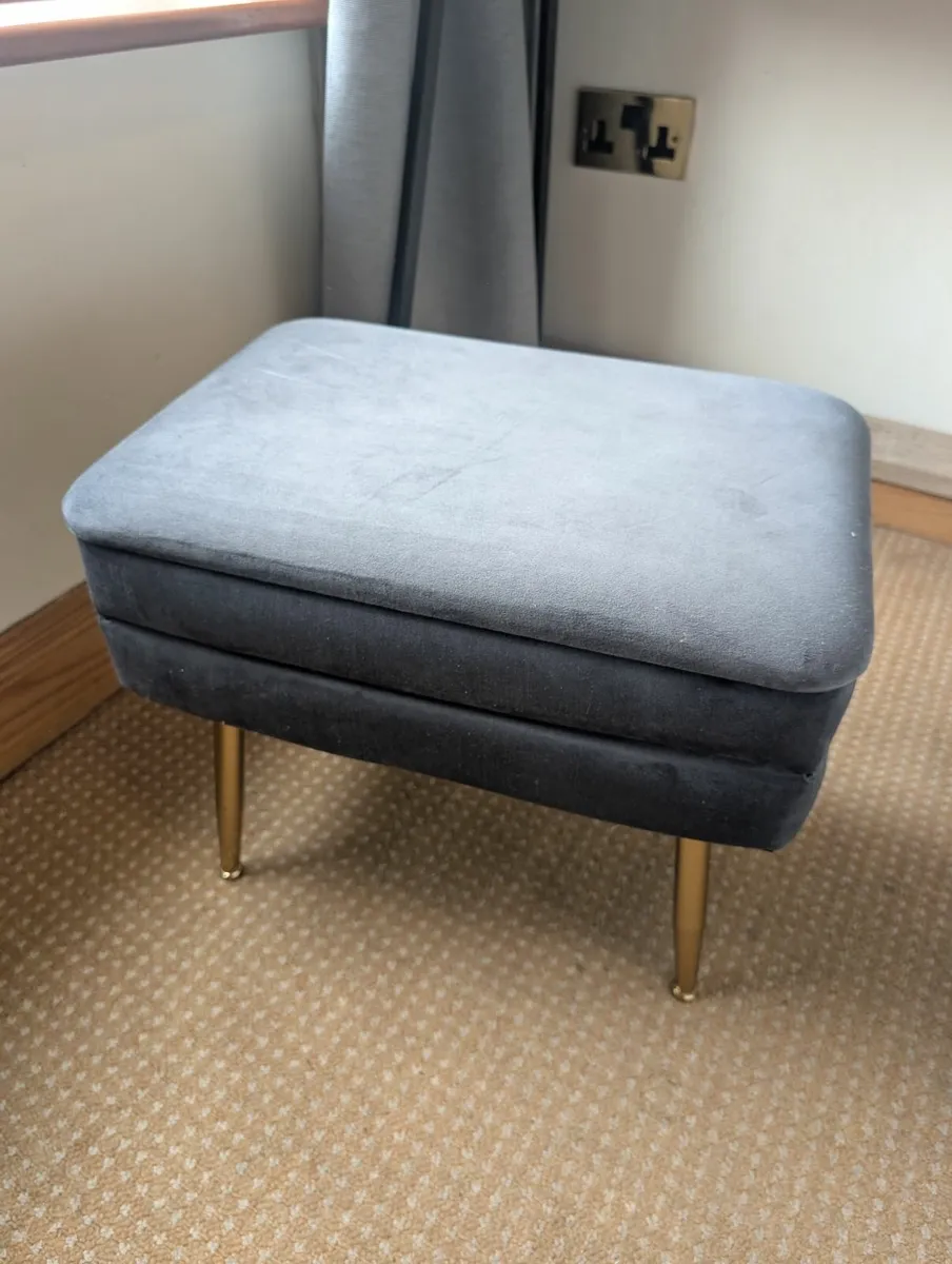 Suede stool with metallic legs and storage inside - Image 1