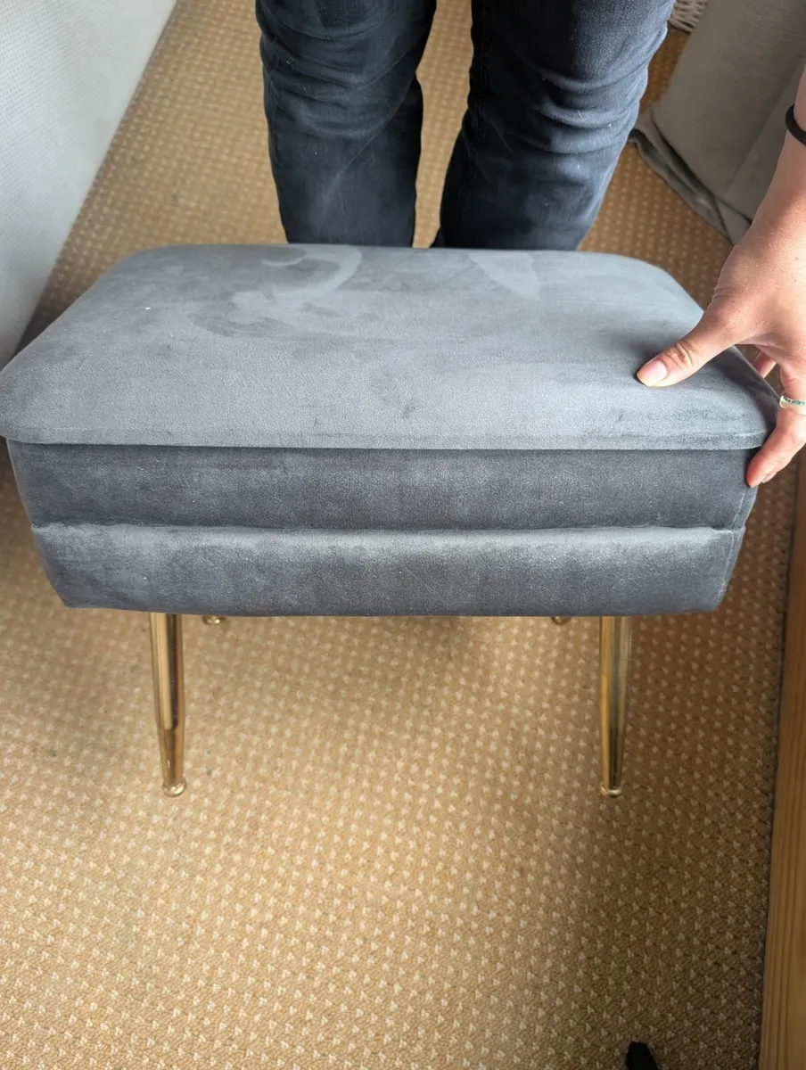 Suede stool with metallic legs and storage inside - Image 3