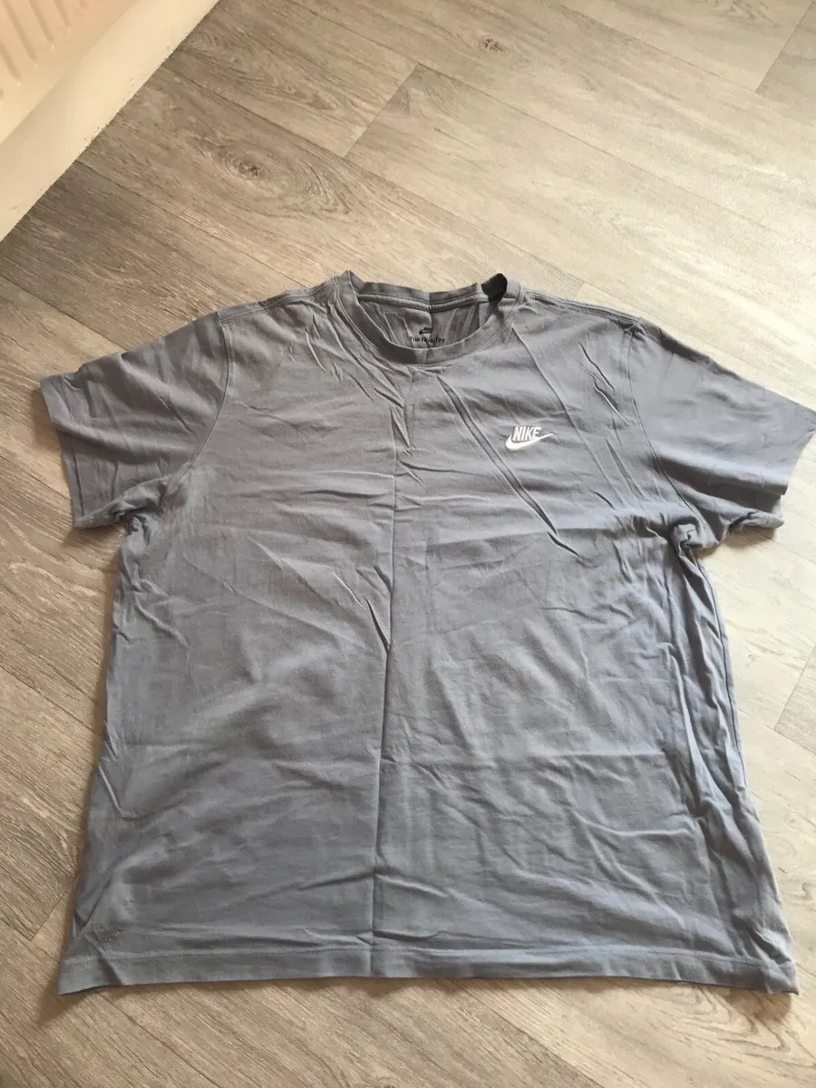 6 Mens t-shirts - Image 2