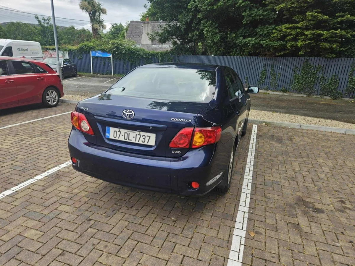 Car - Image 3