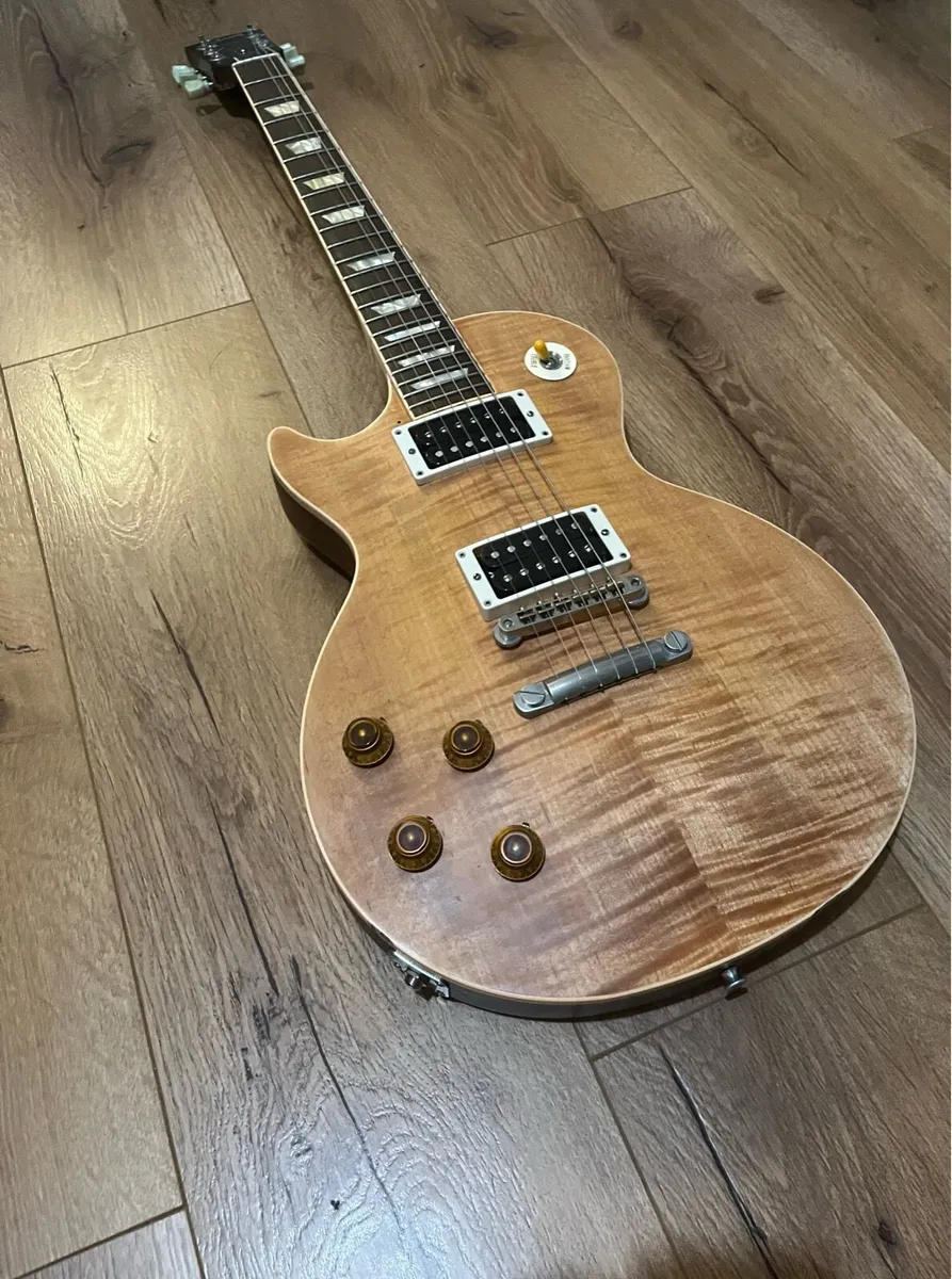 Left Handed Gibson Les Paul Standard 2011 Stripped - Image 2