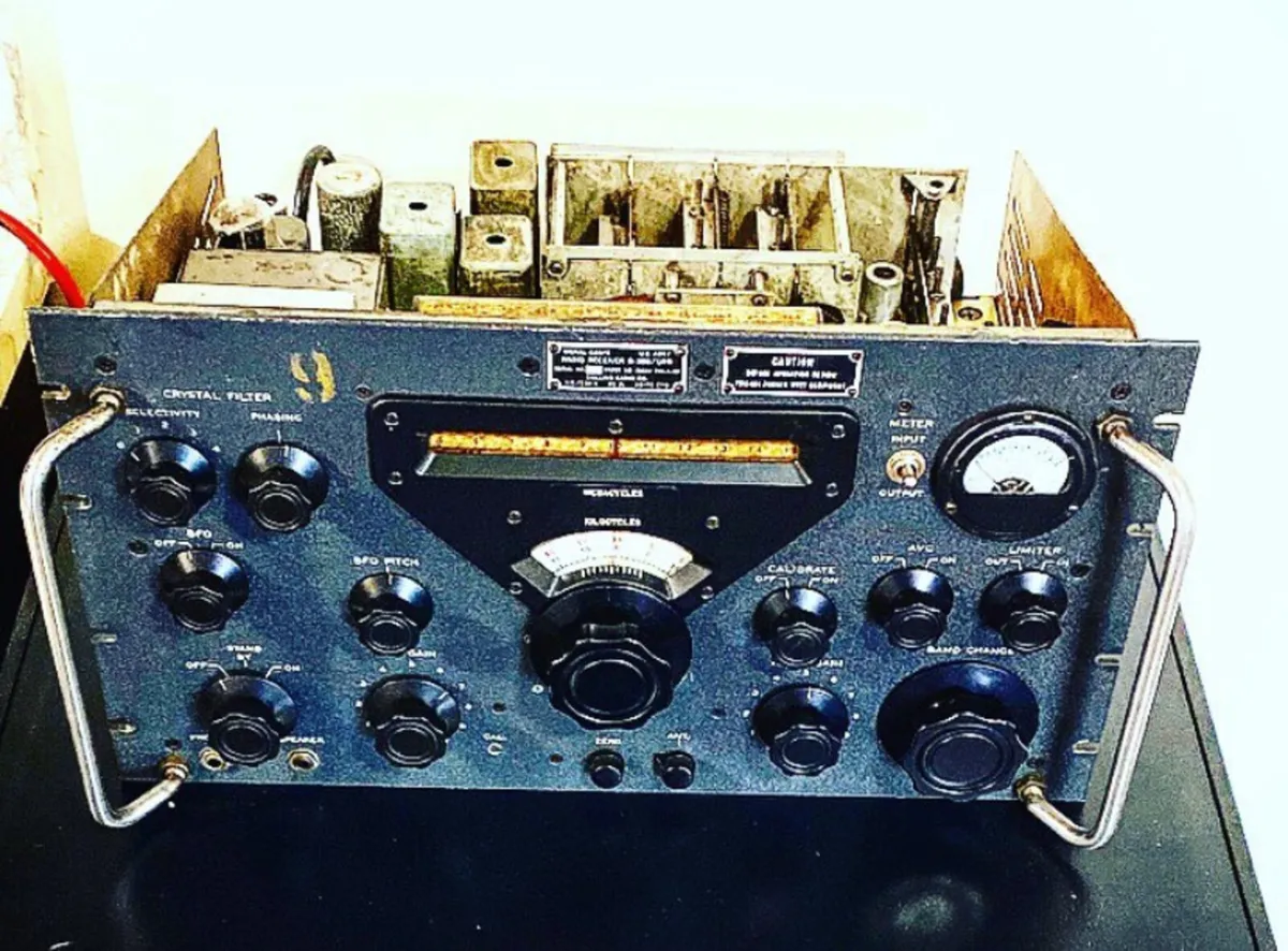 Mint Condition Working Collins R-388 Ham Receiver - Image 1