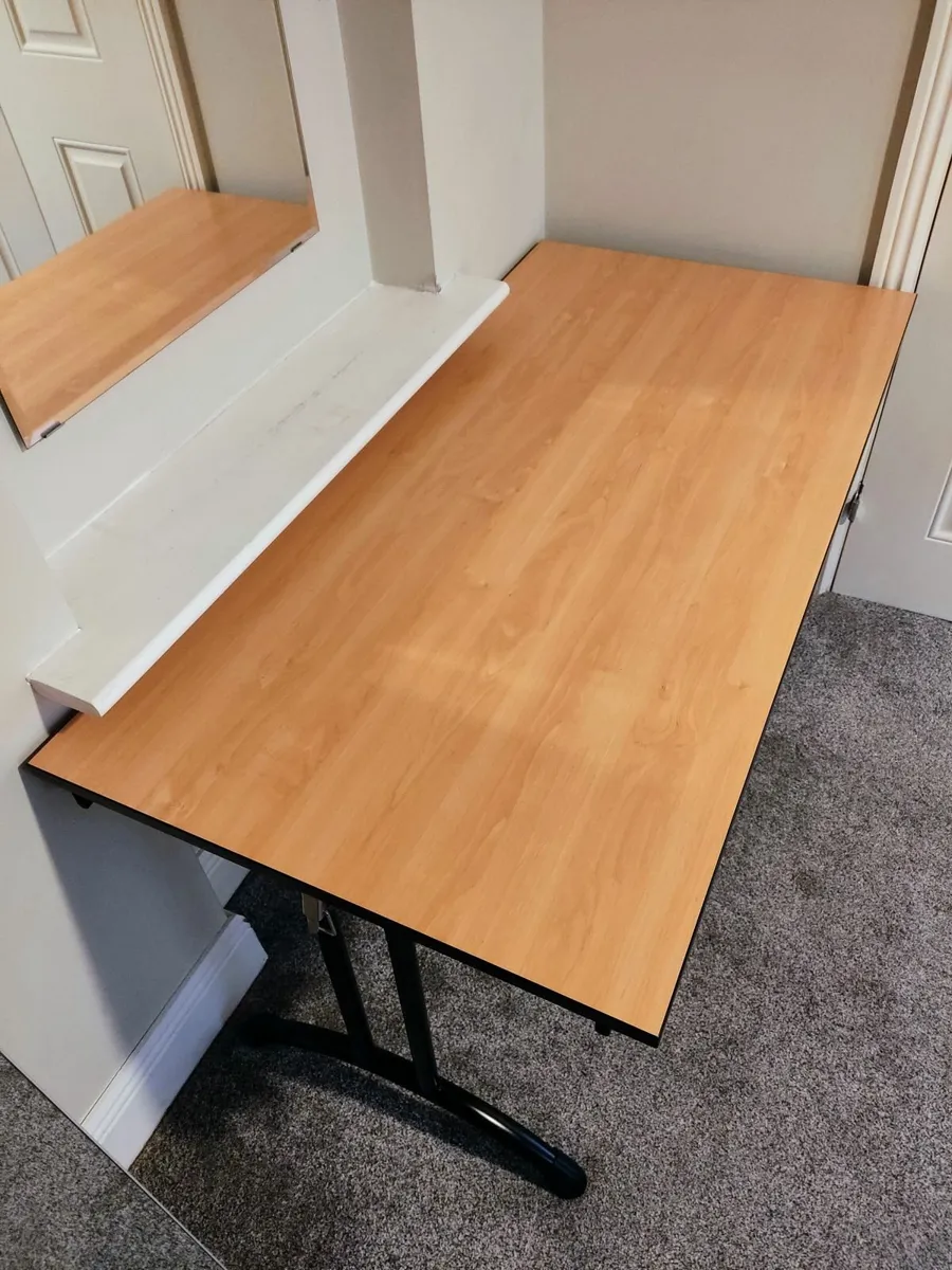 Desk - Image 4