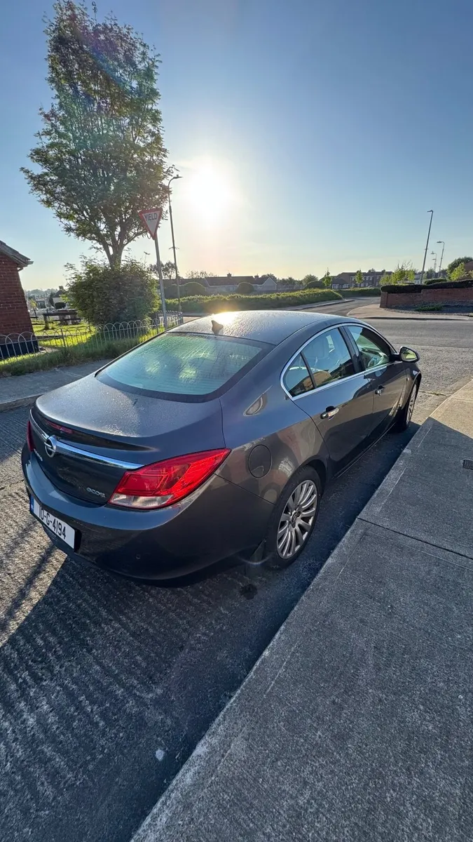 Opel Insignia 2010 - Breakdown - Image 1