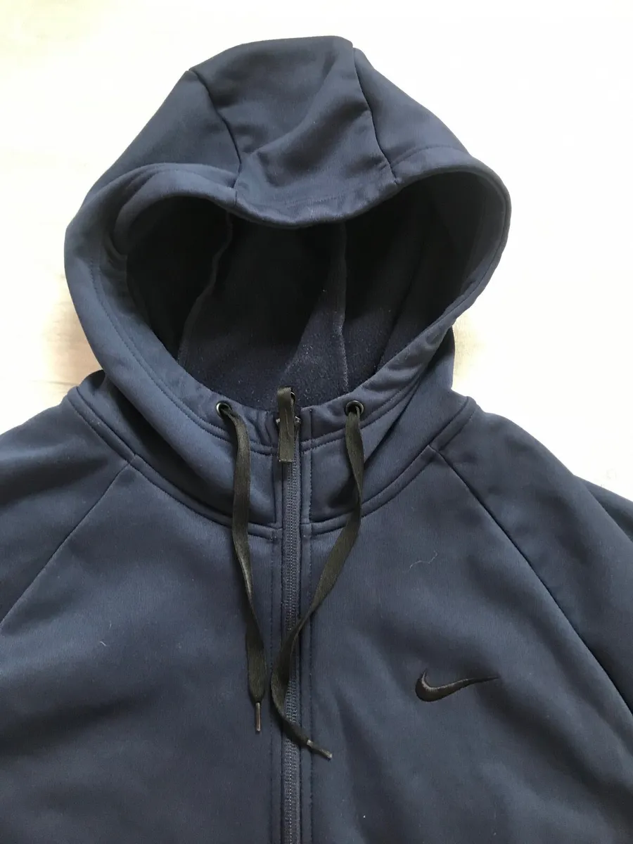 Mens Nike tracksuit - Image 2