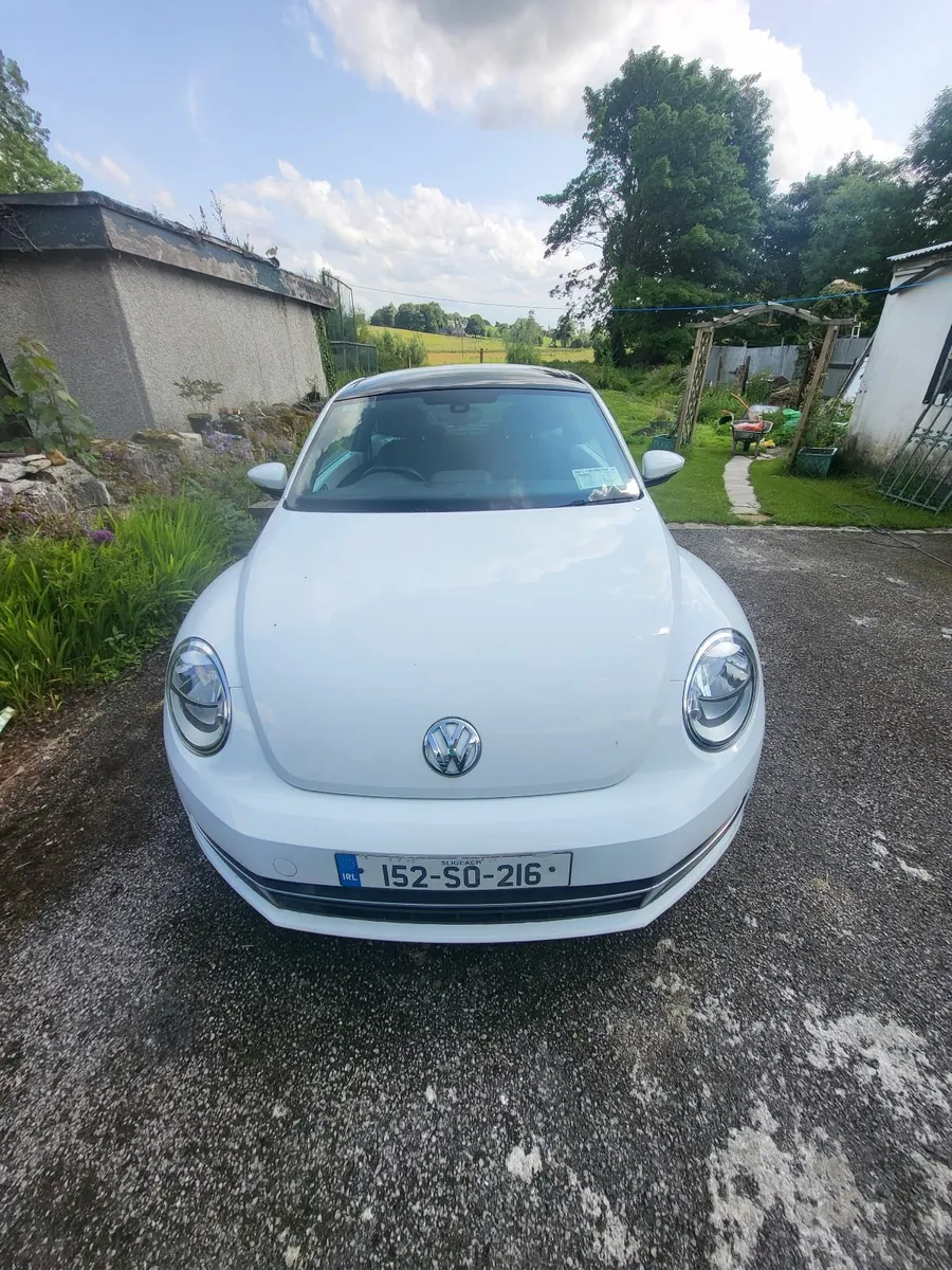 Volkswagen Beetle 2015 - Image 1