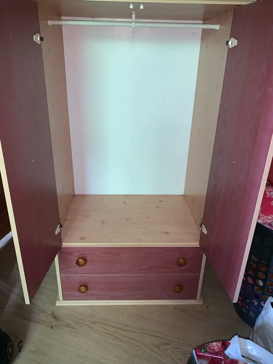 Wardrobe - Image 3