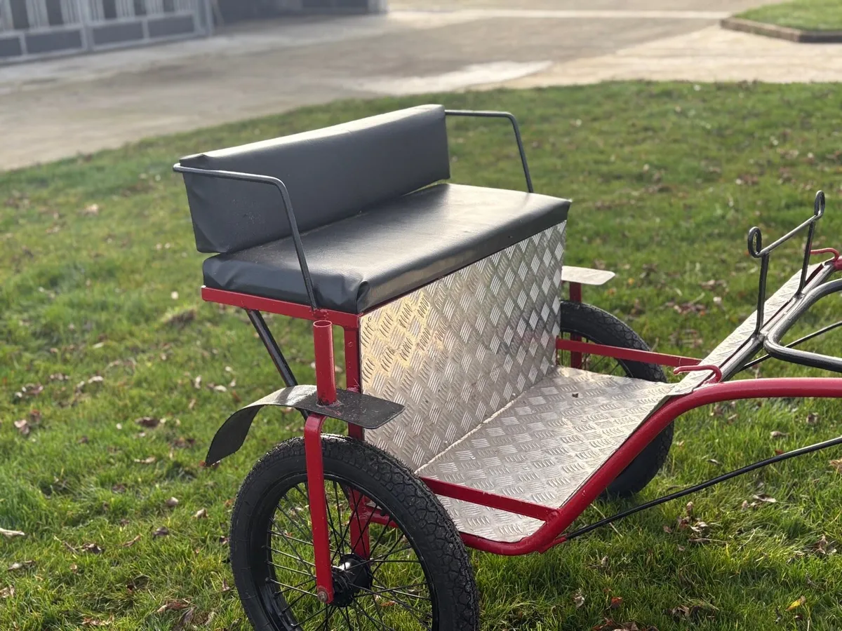 Very good pony cart for sale €550 no offers - Image 4