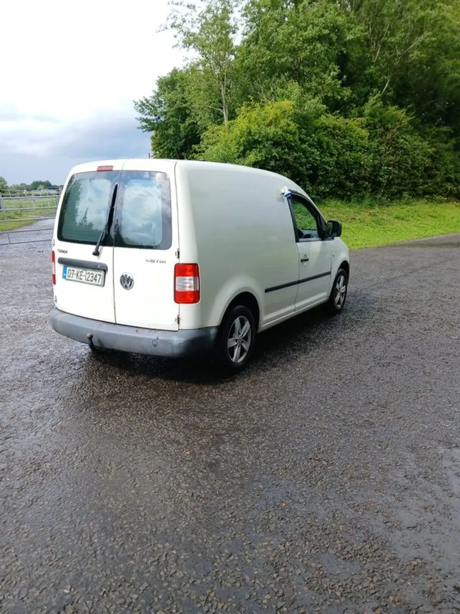 2007 Volkswagen Caddy - Image 4