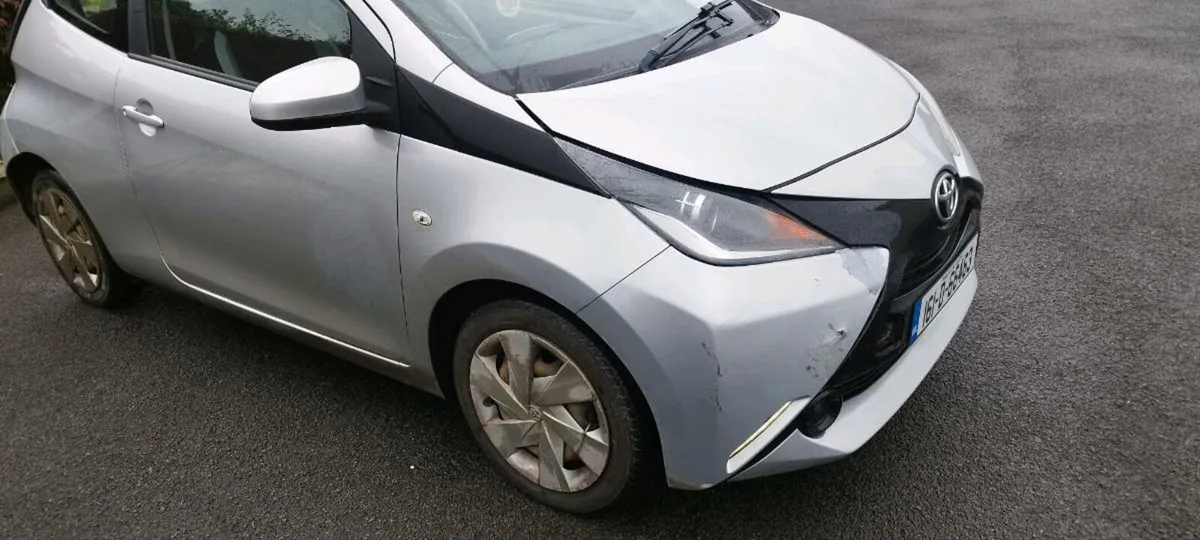 2016 Toyota Aygo 1.0 vvti X-Play €3250euro - Image 3