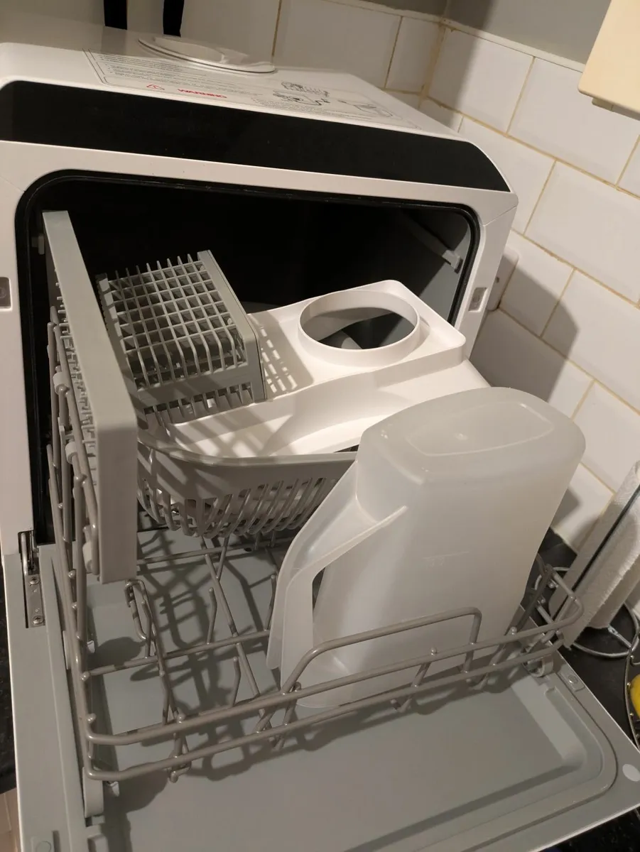 Dishwasher - Image 2