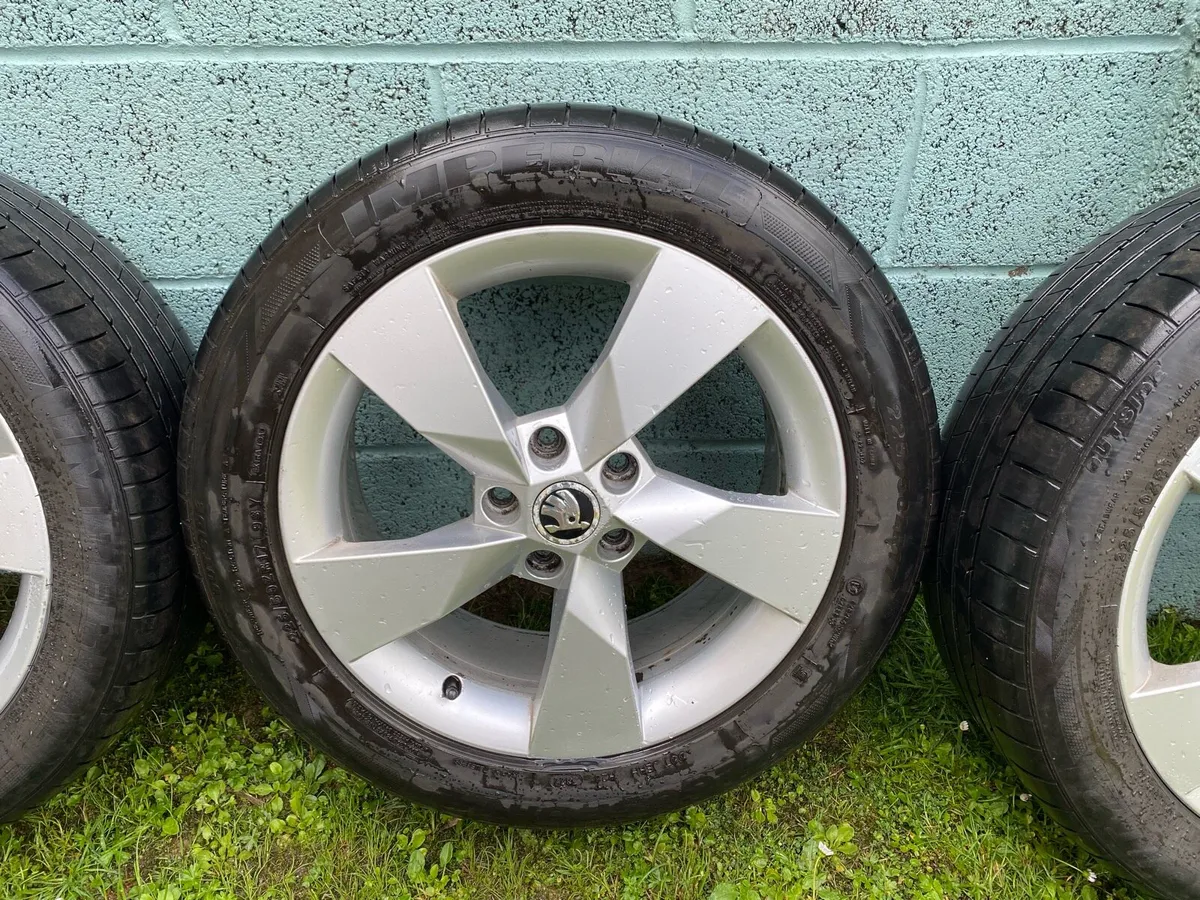 Skoda 17 inch Alloy Wheels, Alloys - Image 3