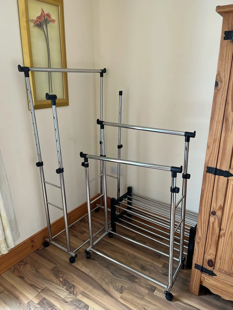 Clothes rails & shoe racks - Image 1
