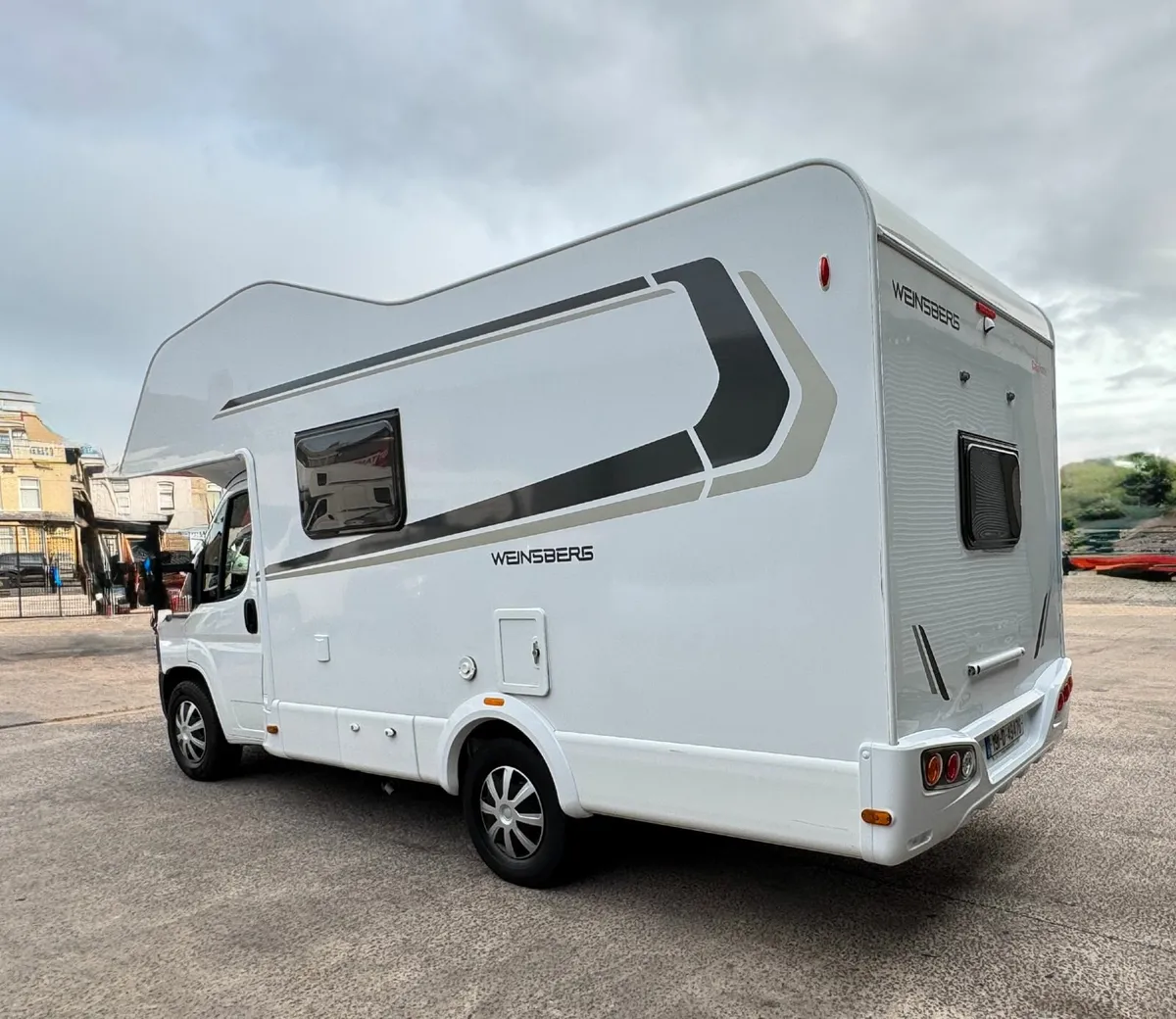 2019 191D Fiat Carahome 6 Berth Motorhome 6 Belts - Image 2