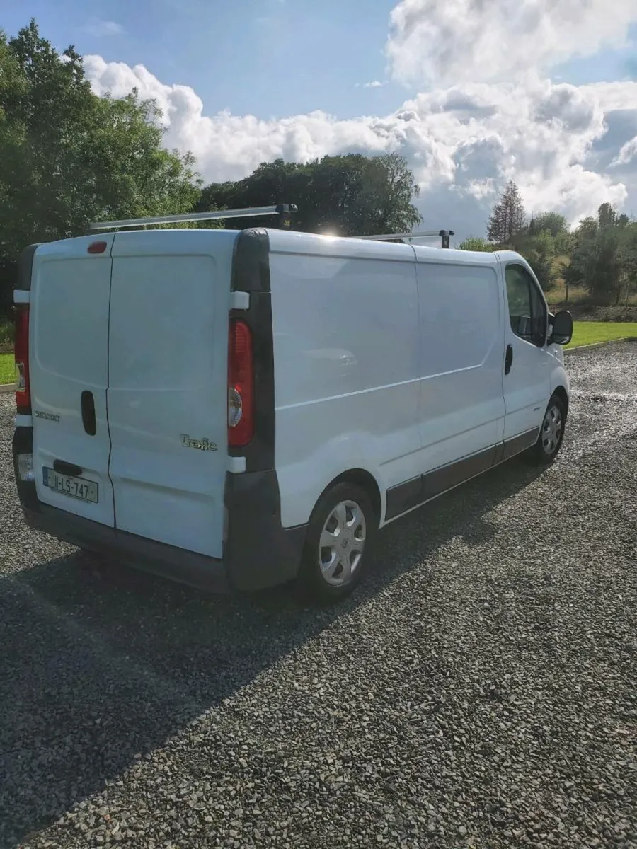Renault Trafic LWB - Image 3