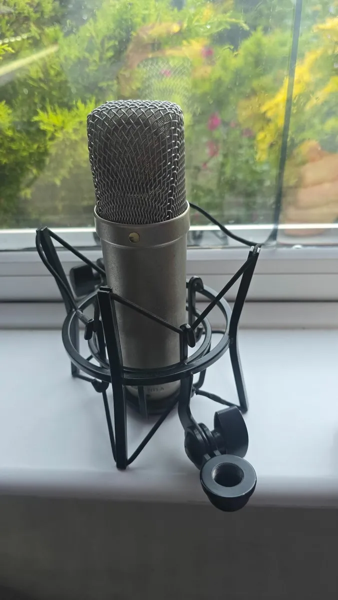 Rode NT1-A Condenser Microphone - Image 1