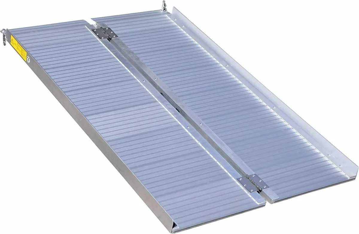 Aluminium Folding 3 ft Ramp  lightweight & Handle - Image 3