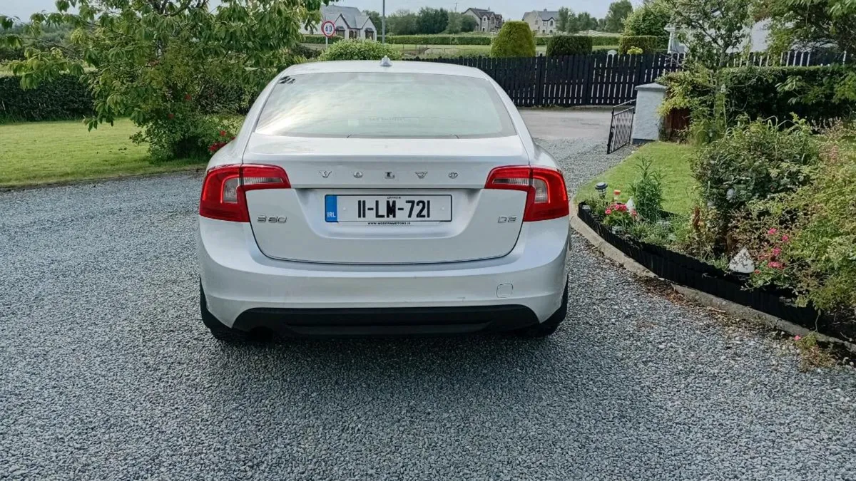 Volvo S60 - Image 3
