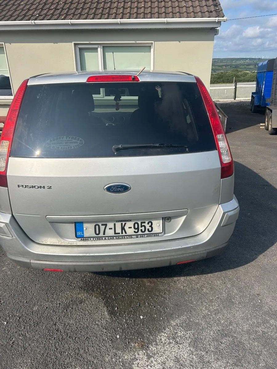 Ford Fusion 2 - Image 3