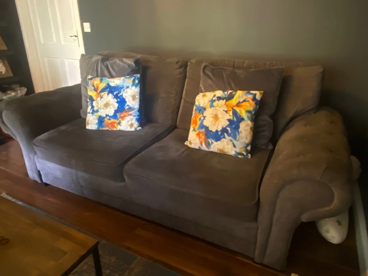 Sofa - Image 3