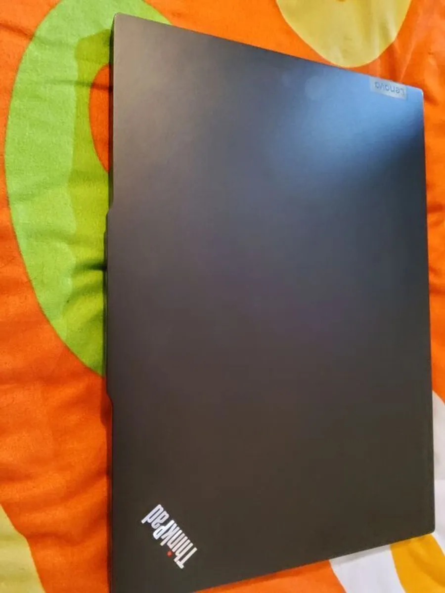 Laptop - Image 2
