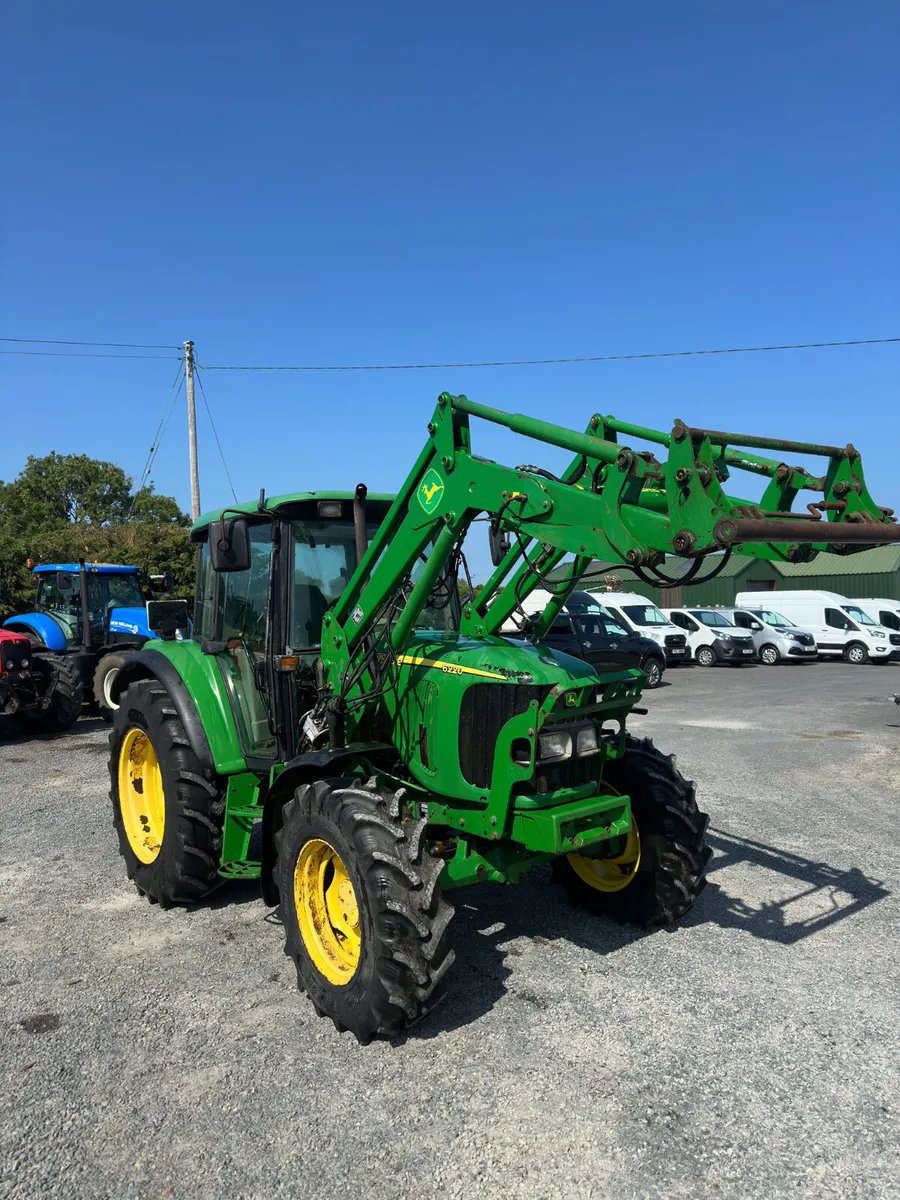 2003 John Deere 6220 c/w loader - Image 1