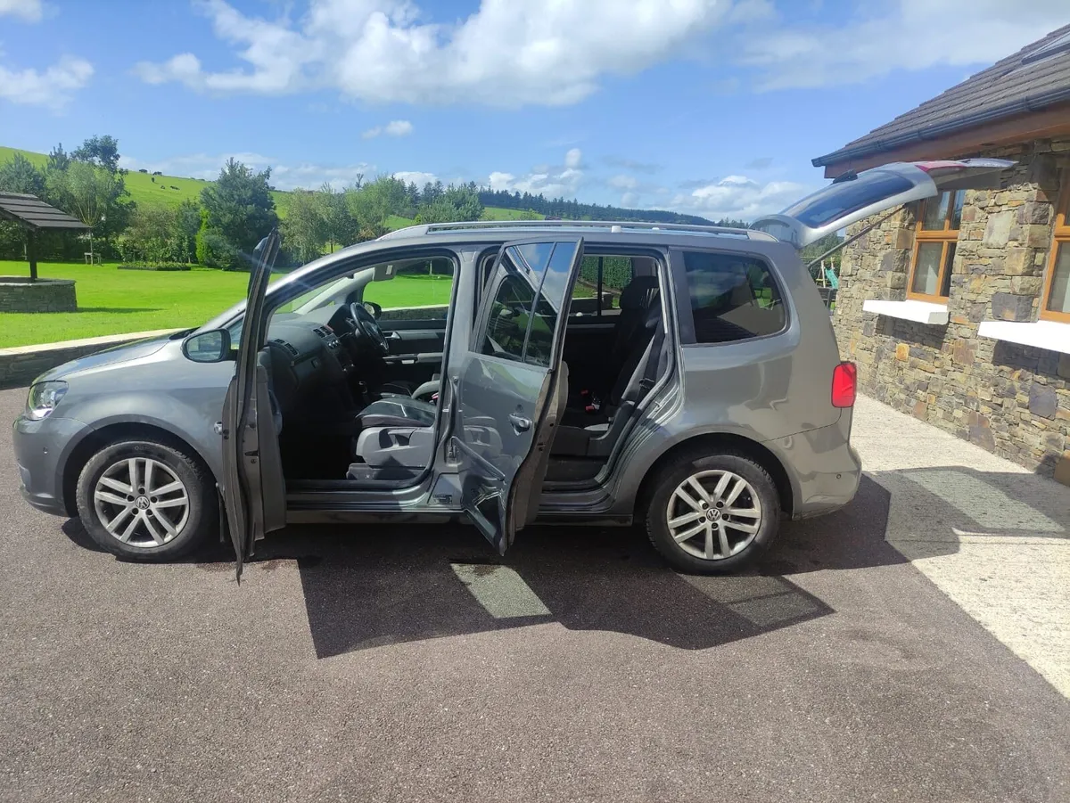 VW Touran 7 seater,2015 2.0 ltr diesel NCT Aug 26 - Image 4