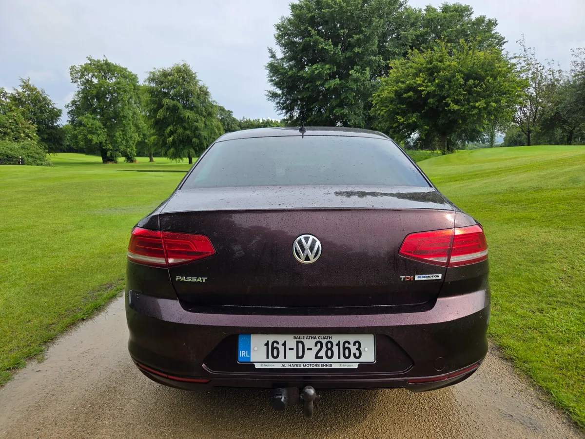 Volkswagen Passat 2016 - Image 4