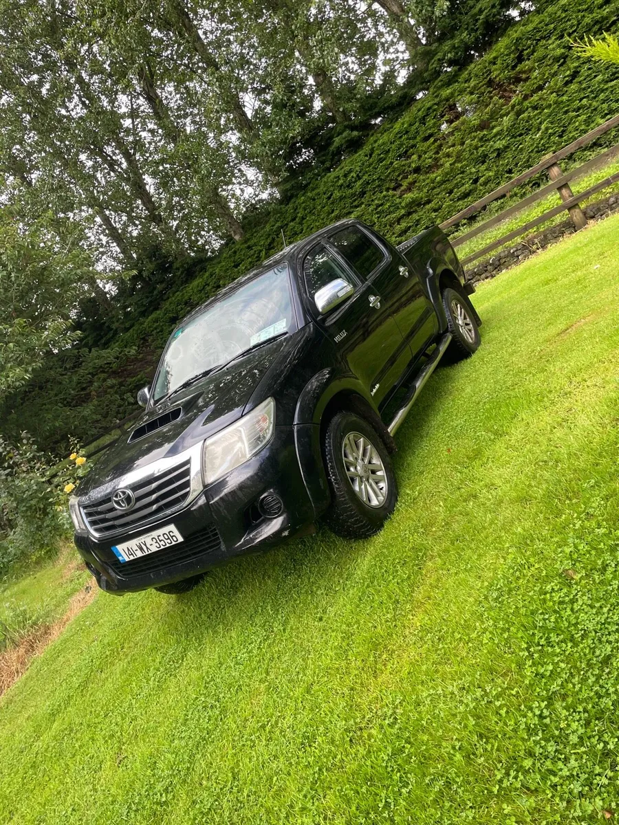 Toyota hilux - Image 3