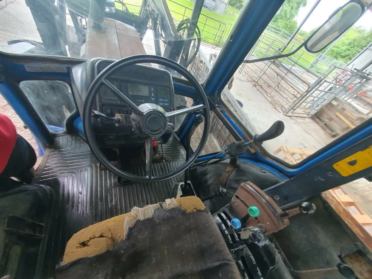 Ford 7810 - Image 3