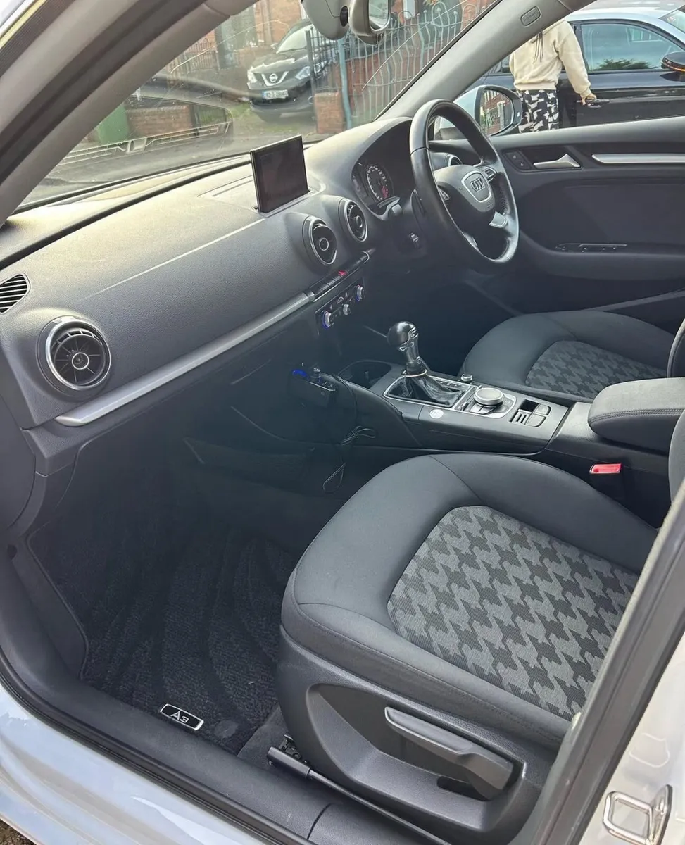 Audi a3 sport auto - Image 3
