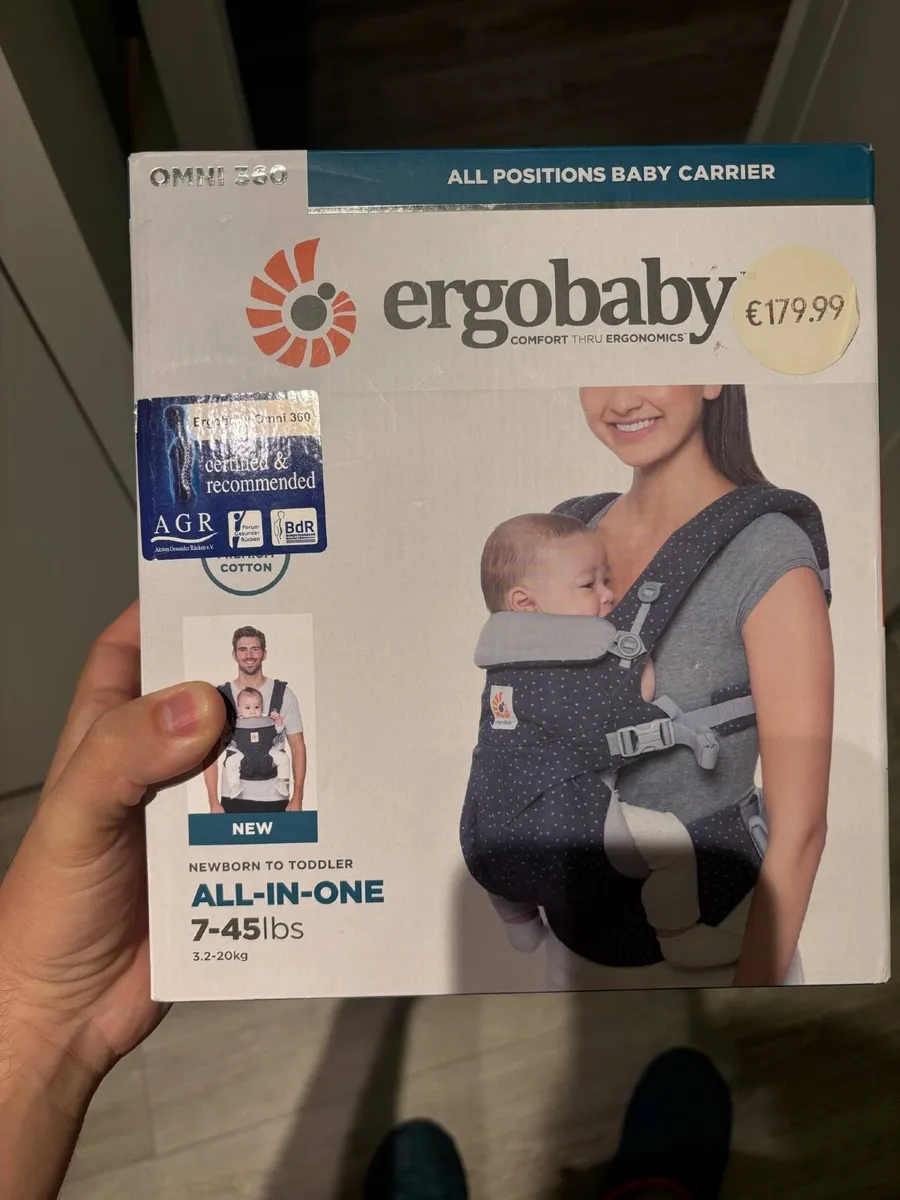 Baby carrier - Image 1