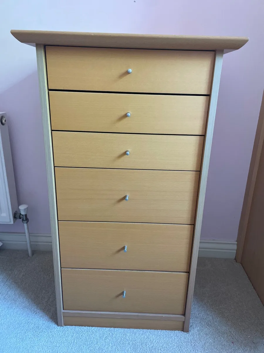 Chest of drawers - Image 1