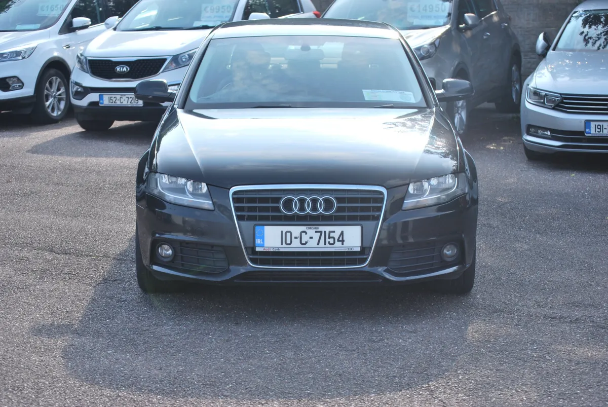 Audi A4 2010 2.0 TDI - Image 2